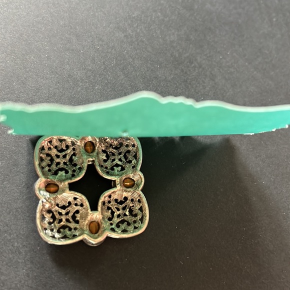 VINTAGE🗝️Metal Broach/Pin with Gems - Picture 5 of 5